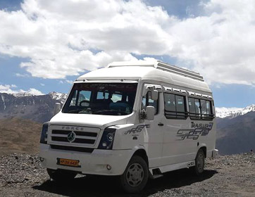 tempo traveller delhi to manali price