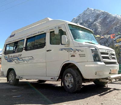 tempo traveller delhi to manali price